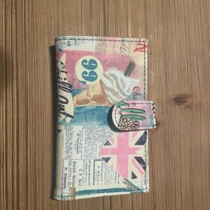 Small wallet for cards